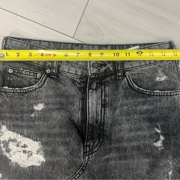 NWT SER.O.YA Allie Mini Skirt Phoenix Distressed Black Denim Wash Sz 29 Y2K 90s - Picture 9 of 9